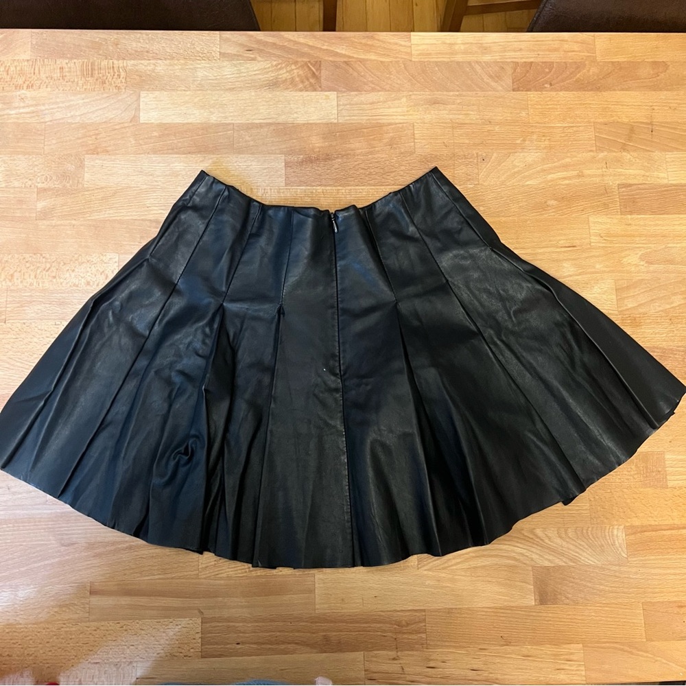 BB Dakota Black Leather Skater Skirt - Picture 3 of 9